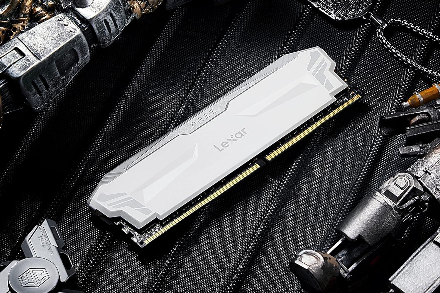 Lexar ARES RGB RAM DDR4 16Go Kit (2x8Go) 3866 MHz, DRAM 288-Pin U-DIMM PC Mémoire RAM, XMP 2.0 Memoire Haute Performance, CL18-20-20-39, PC4-30900, Blanc