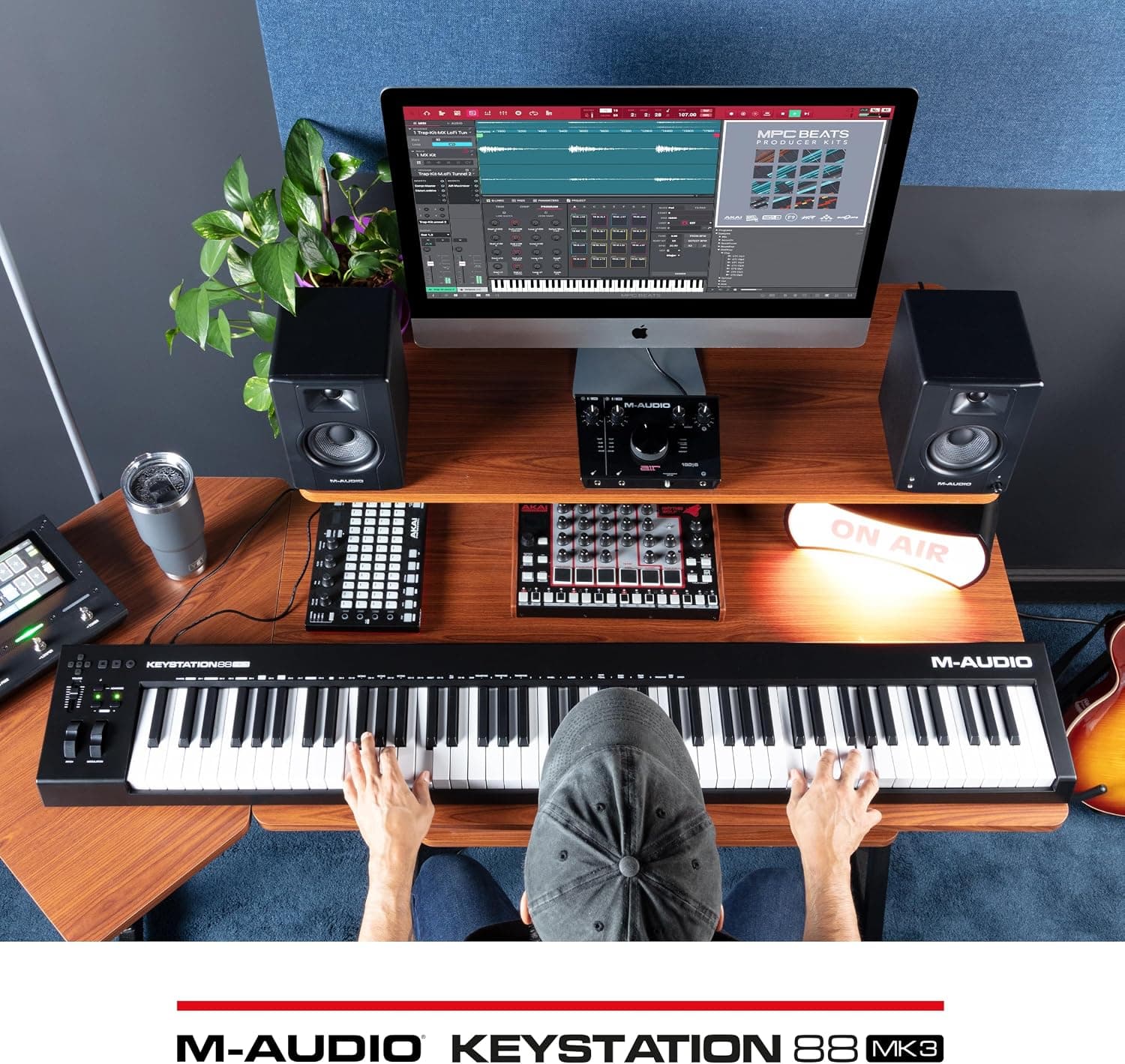 M-AUDIO Keystation 88 MK3 Controleur USB MIDI | Controleur 88 Touches Semi-Lestees pour Synthetiseurs Virtuels et Logiciel DAW d'Enregistrement Inclus