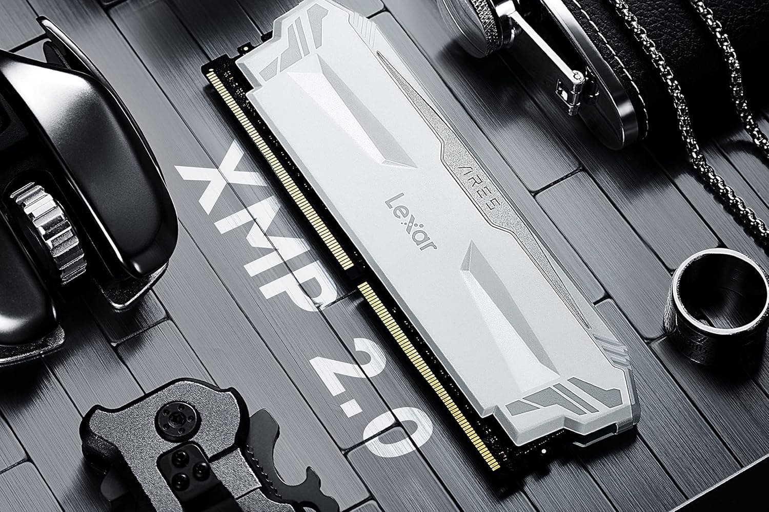 Lexar ARES RGB RAM DDR4 16Go Kit (2x8Go) 3866 MHz, DRAM 288-Pin U-DIMM PC Mémoire RAM, XMP 2.0 Memoire Haute Performance, CL18-20-20-39, PC4-30900, Blanc