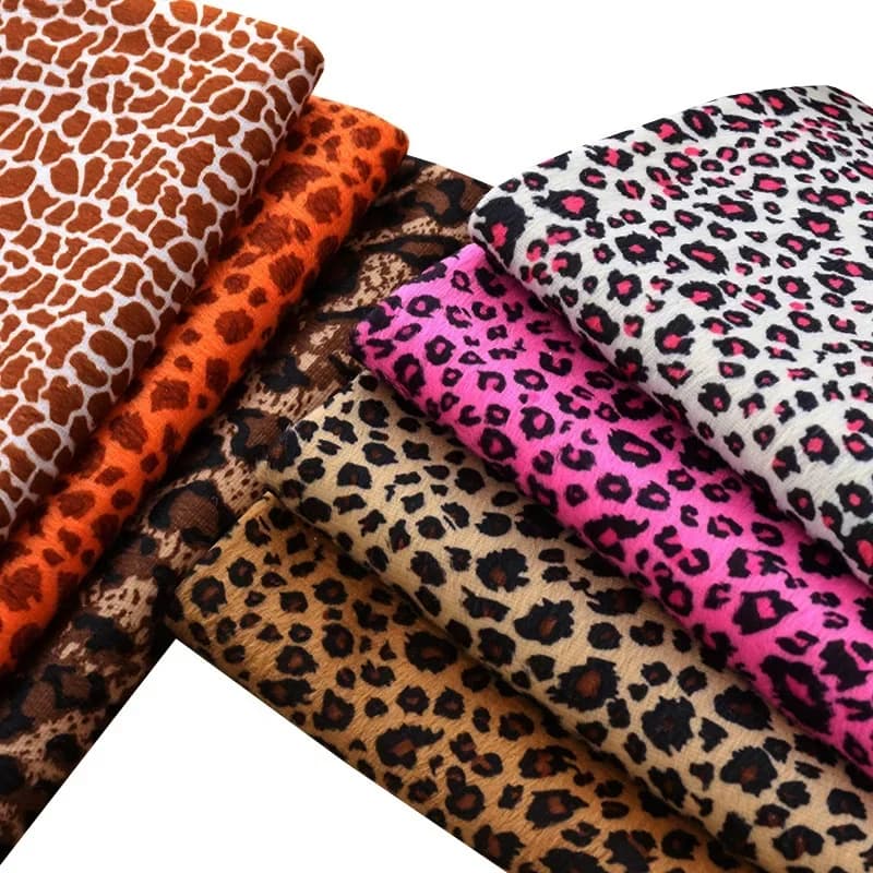 Tissu en peluche à imprimé léopard pour bricolage, tigre à coudre bon marché, vêtements pour animaux de compagnie, housse de canapé, accessoires conseillers pour jouets, TJ1226