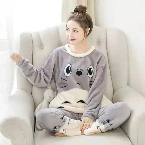 Nouveau 2025 automne hiver chaud flanelle femmes Pijama ensembles épais corail velours à manches longues mignon ensemble de vêtements de nuit mince flanelle Pyjamas ensemble