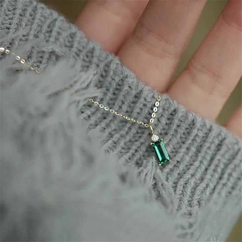 Collier européen Simple en argent Sterling 925 pour femmes, pendentif carré en cristal vert, chaîne de clavicule, placage classique, bijoux en or 14 carats