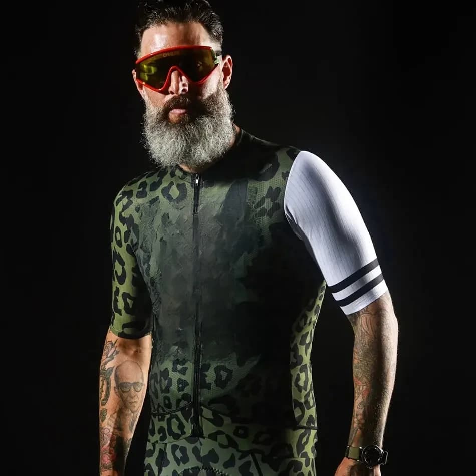 LOVE THE PAIN-Maillot de Cyclisme à Manches Courtes pour Homme, Chemise de dehors d'Été, Go Pro Team Y-Race