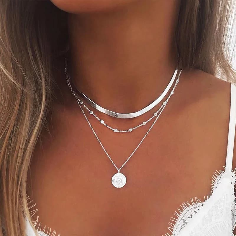 Colliers et pendentifs Boho Vintage multicouches pour femmes, ras du cou, à la mode, accessoires bijoux lune, 2023