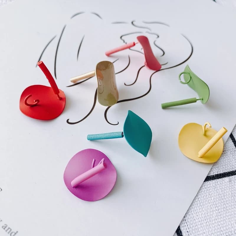Boucles d'oreilles en forme de cœur pour fille, bijoux de bricolage, accessoires de base, couleur fraîche, peinture en aérosol, irrégulier, petit disque mat, vente en gros