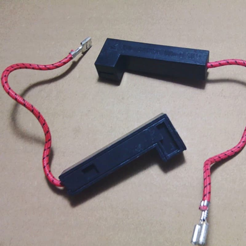 Câble avec fusible pour four à micro-ondes, haute tension 5KV 0,7a 220V, pièces détachées pour four à micro-ondes domestique, vente au détail