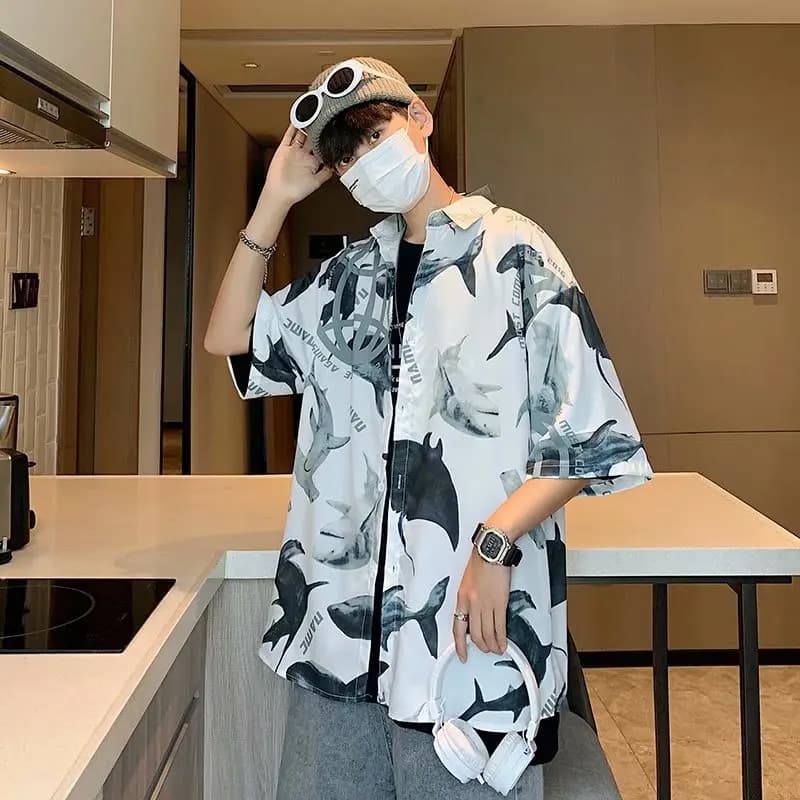 Chemises à manches courtes pour hommes, Streetwear à la mode coréenne, Vêtements décontractés pour hommes, Imprimé requin, Chemises à col rabattu, Nouveau