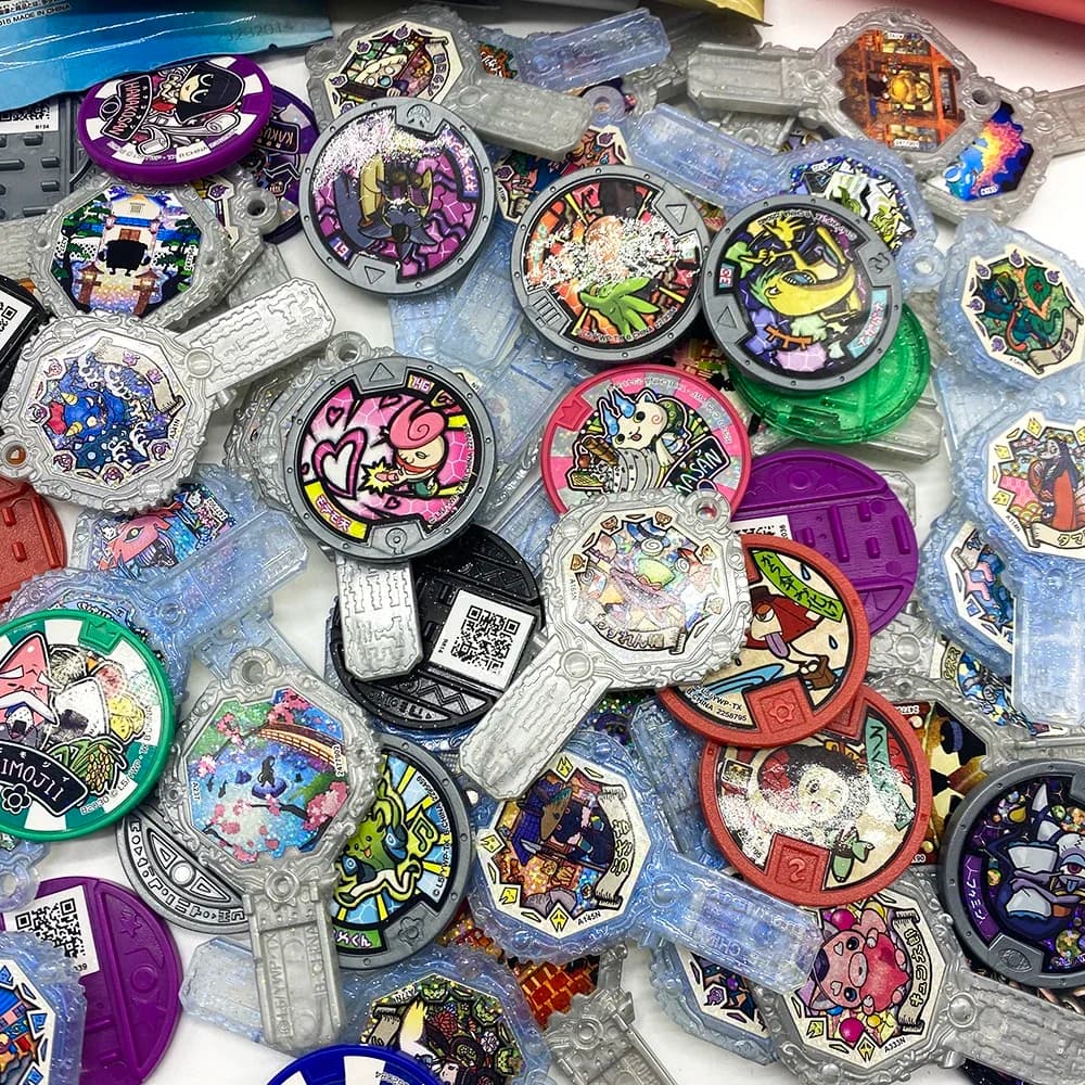 Bandai véritable japonais Anime Yokai montre DX médailles périphériques clé Collection emblème jouet