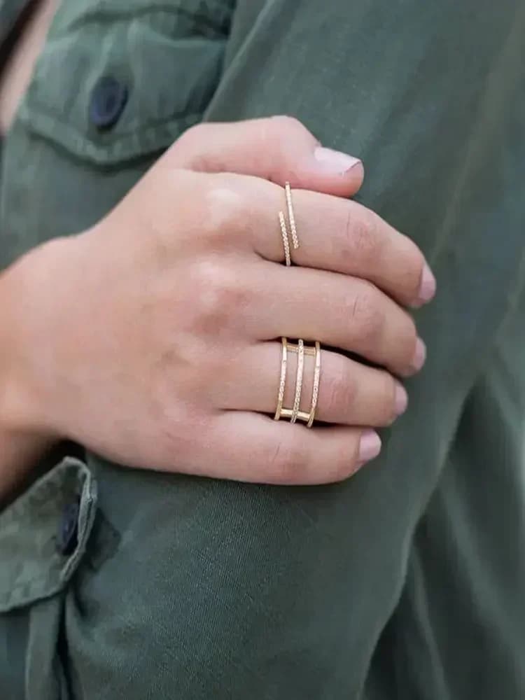 1 pièce Bague ajustable ouverte de niche exquise, plaquée or 24 carats, pour femme, style luxe léger, pour mariage et fête, bijoux cadeaux