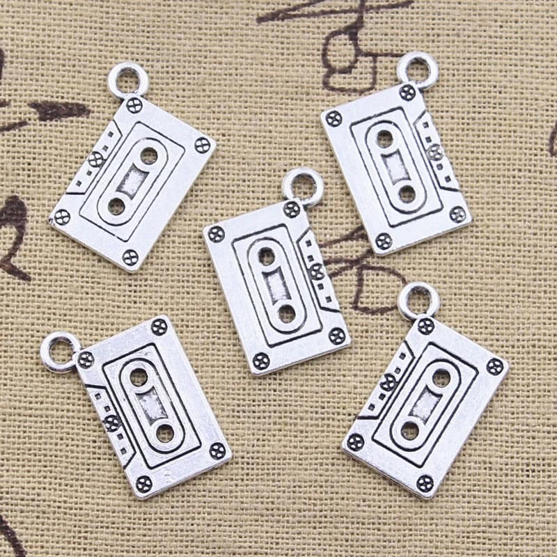 20 pièces breloques rétro 80's Cassette bande 20x13mm Antique couleur argent pendentifs bricolage artisanat faisant des résultats bijoux tibétains faits à la main