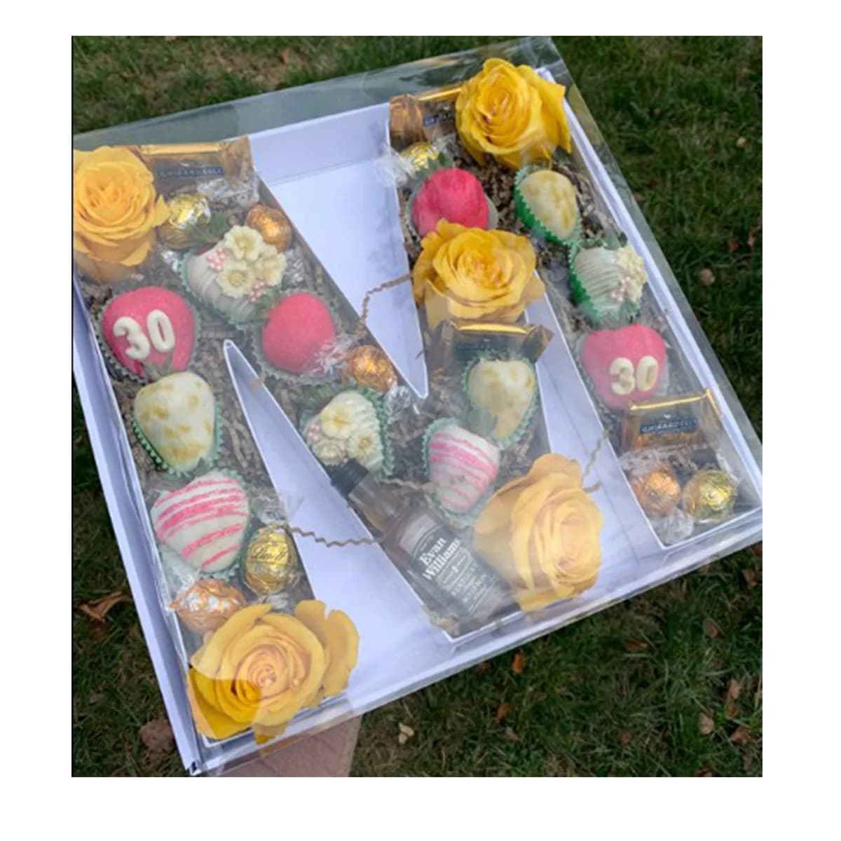 Boîte en carton 3D en forme de lettre de 30 cm, remplissable, avec couvercle transparent, pour présentation de fleurs, gâteaux, bonbons, fraises enrobées de chocolat