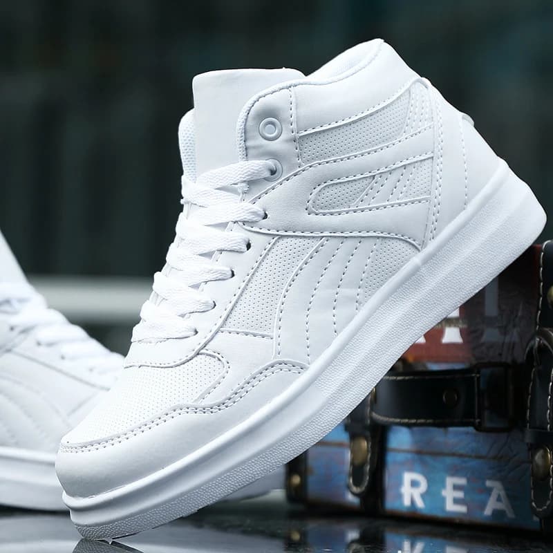 Printemps chaussures de loisir à la mode hommes baskets blanches respirant haut chaussures plates chaussures de skateboard 2025 nouveau unisexe homme chaussures baskets hommes chaussure hommes basket