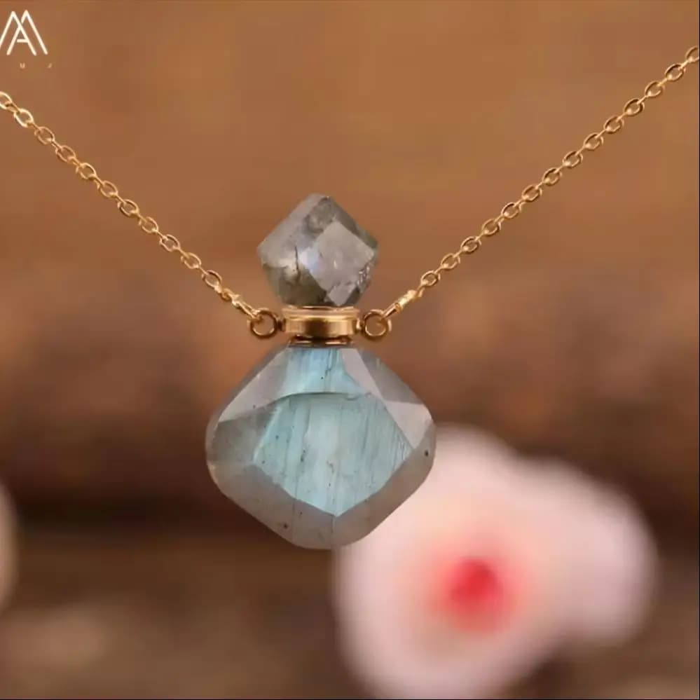 Femmes élégantes petit Flash Labradorite pierre diffuseur bouteille pendentif collier plaqué or huile essentielle flacon bijoux cadeau livraison directe