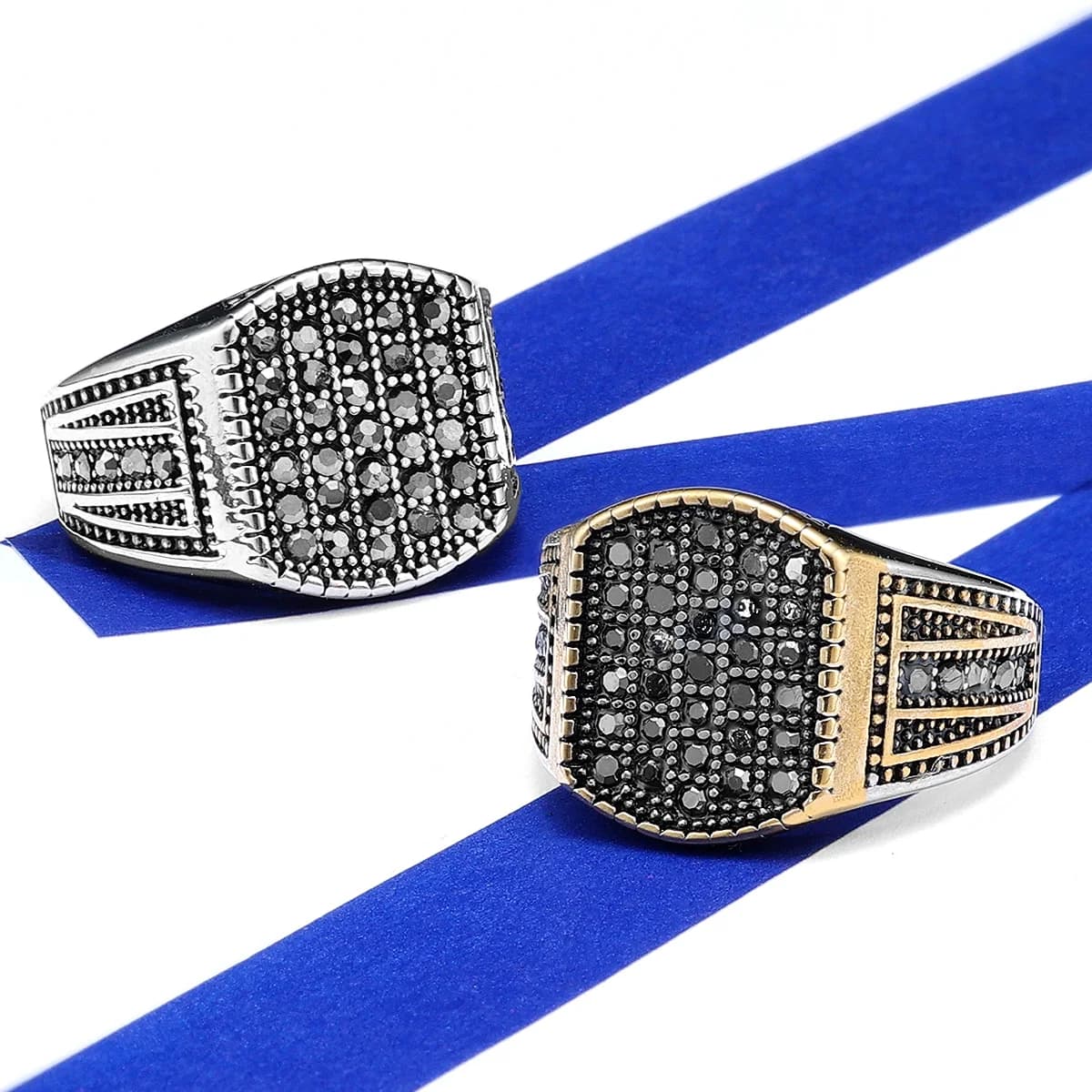 Bagues de luxe en acier inoxydable pour hommes, or, noir, strass, Punk, trnew pour homme, petit ami, motard, bijoux, cadeau créatif, vente en gros