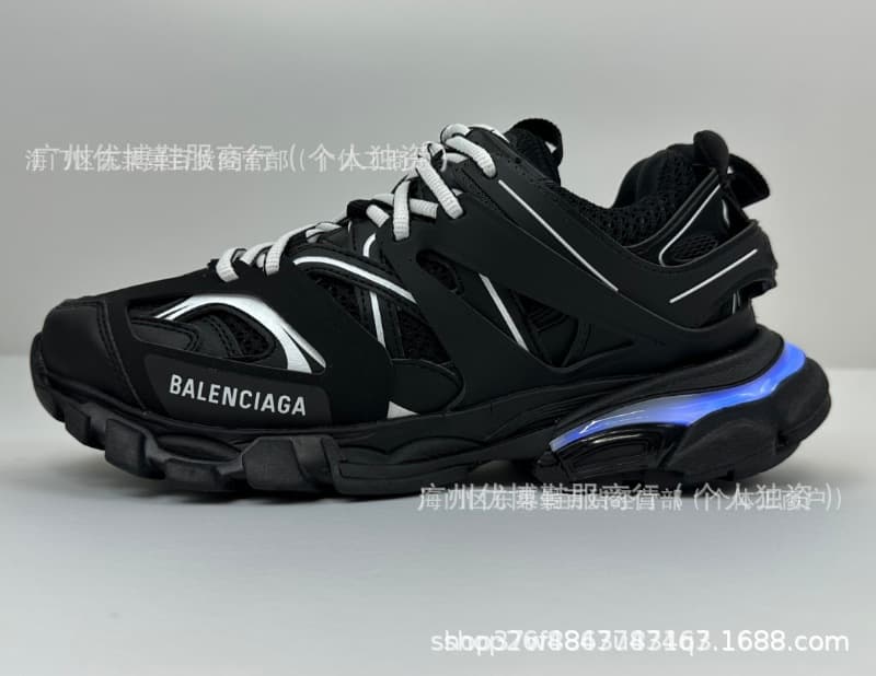Chaussures de sport décontractées tendance, style papa, taille S, Paris Track 3.0 de troisième génération, avec éclairage LED intégré. Dispon