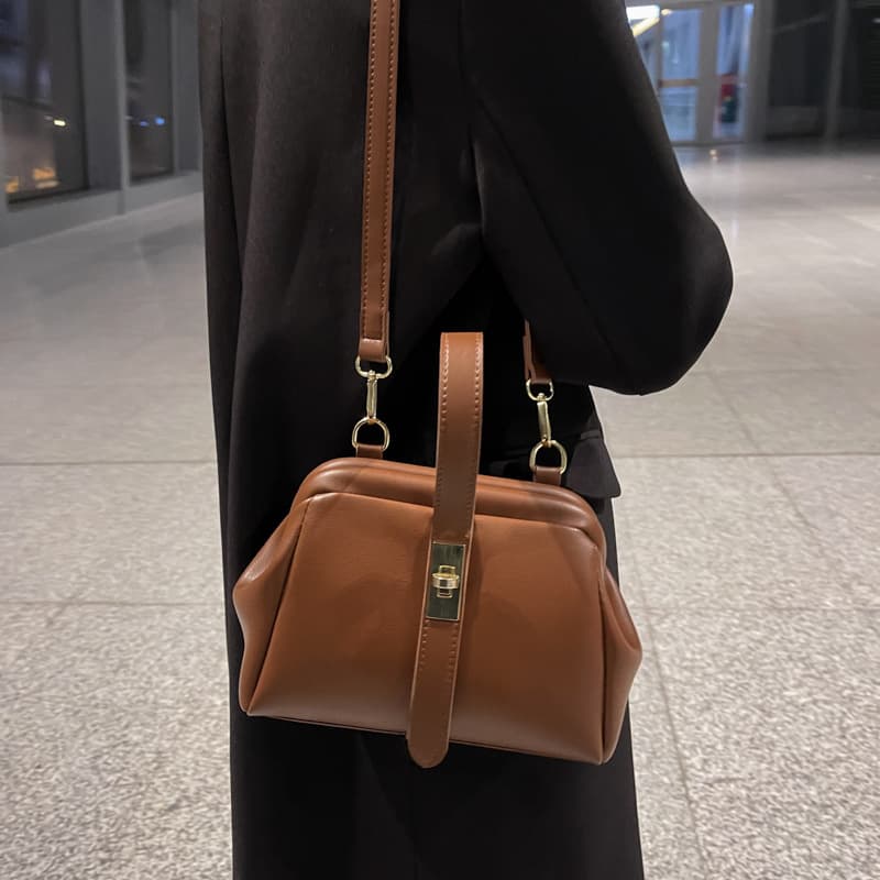 Handbag For Women, 2026 New Fashion, Casual, High-end Texture, Western-style, Versatile Crossbody Bag