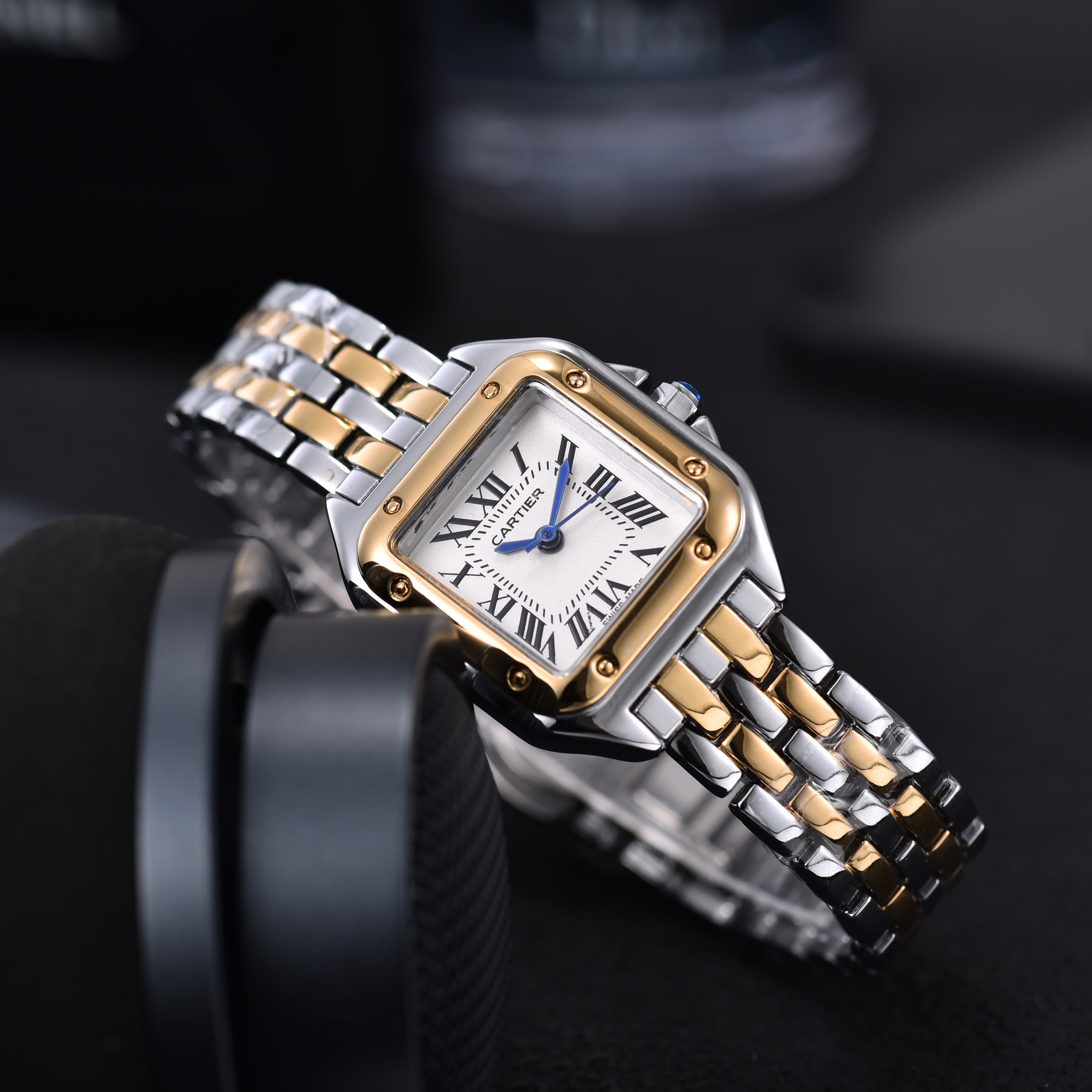 Montre à quartz classique pour femme, modèle carré classique très populaire