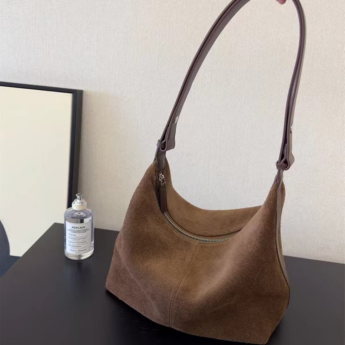 2025 New Fall And Winter Versatile Shoulder Crossbody Bag, Commuting Handbag Trend