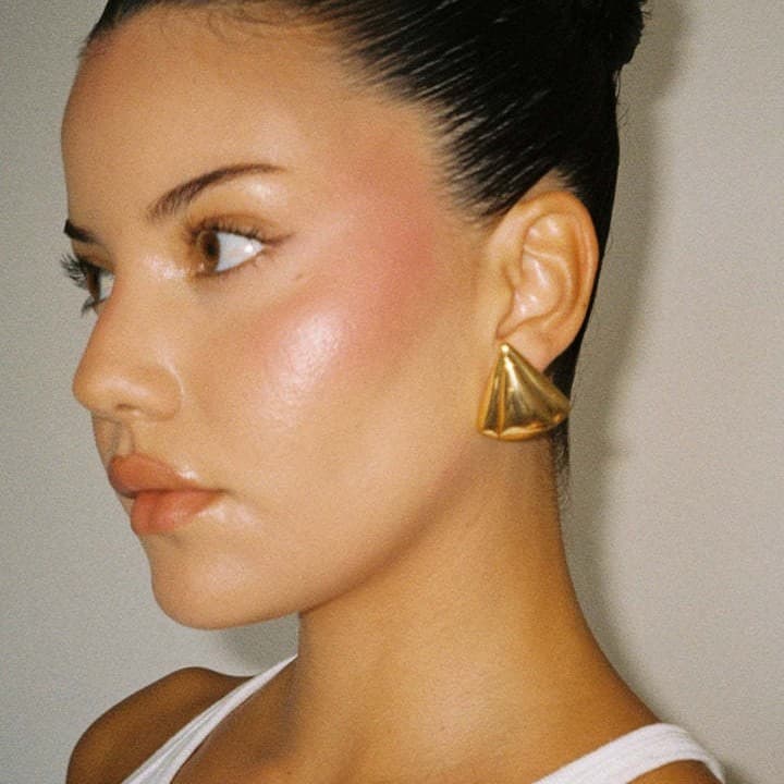 Unisex Retro Temperament Earrings Plated Glossy Hollow Triangle Earrings Quiet Luxury Style Earrings