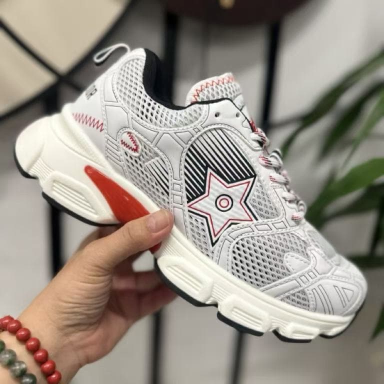 DIOR 25ss Dad New Homme B30 et Femme, Baskets décontractées polyvalentes à lacets en maille, Modèle Fashion CD Color-blocking résistant à l'usu