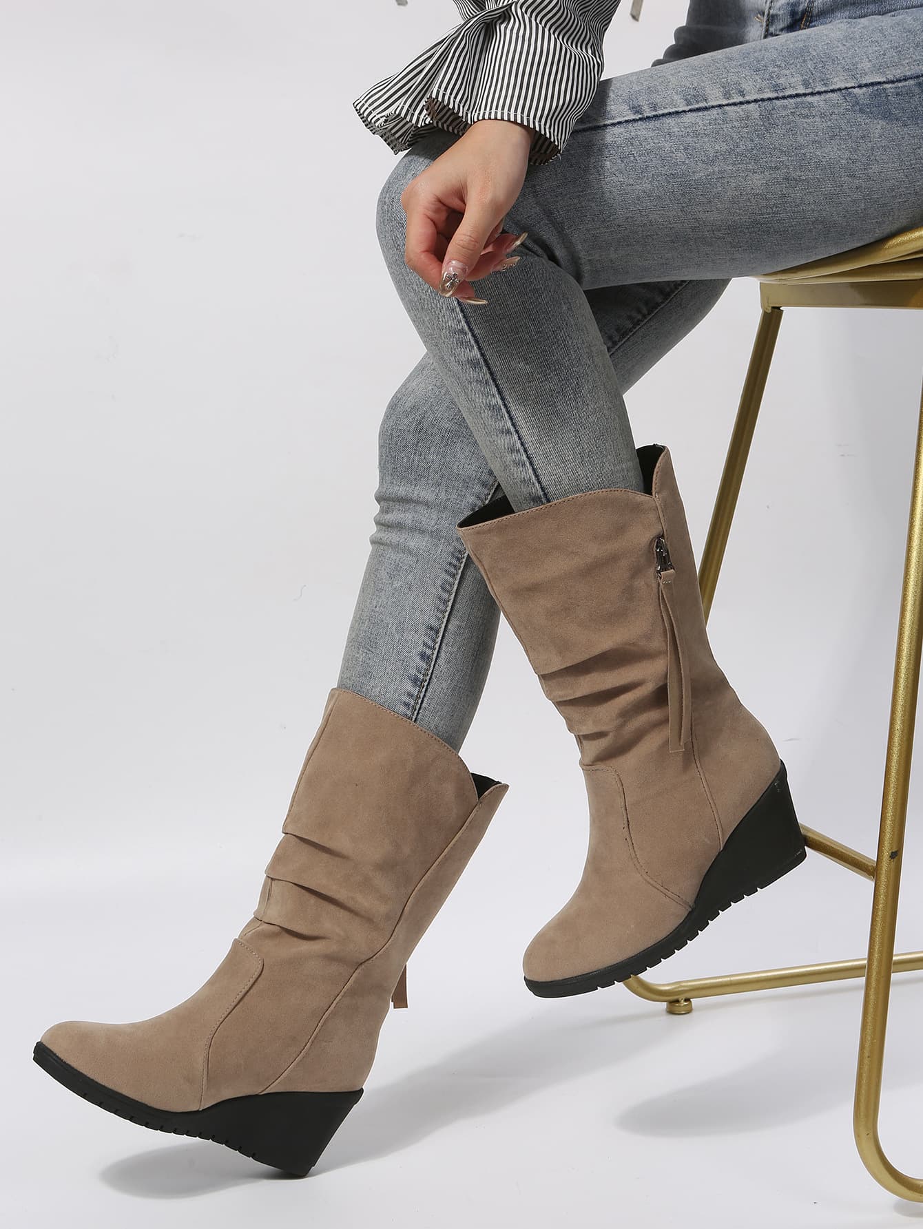 Women's shoes spot large size low heel round head women's heightened casual ladies Martin boots wish