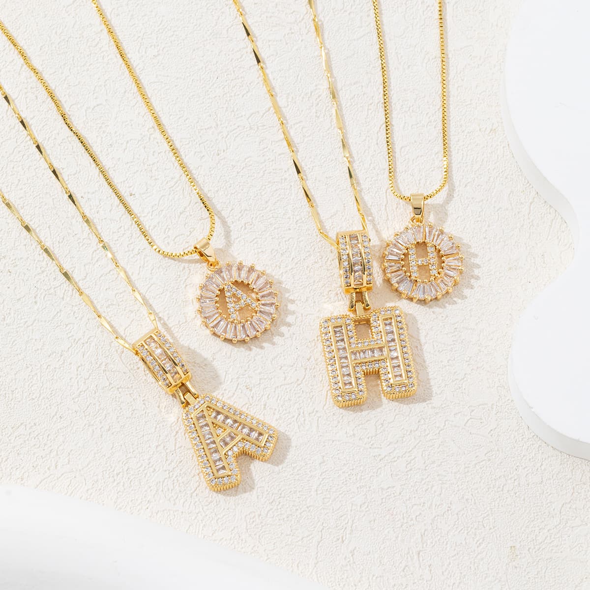 Women's Jewelry Set Fashion Full Diamond Rock Sugar Pendant Necklace For Women Copper Inlaid Zirconium Plated Real Gold Round Flower Letter Set