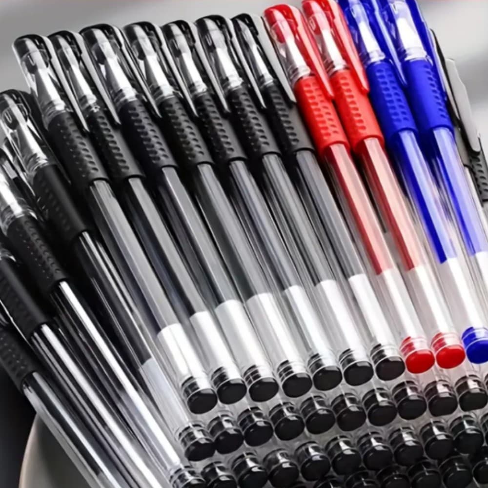 Students special pen easy writing comfortable hand writing smooth decompression red blue black European standard gel pen