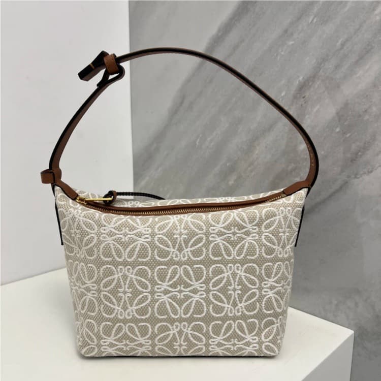 Boîte à lunch Luo Yi Top Quality New Style Wei Lew Jacquard Broderie 5A Bento B Polyvalente Tendance Bretelle Simple Femme