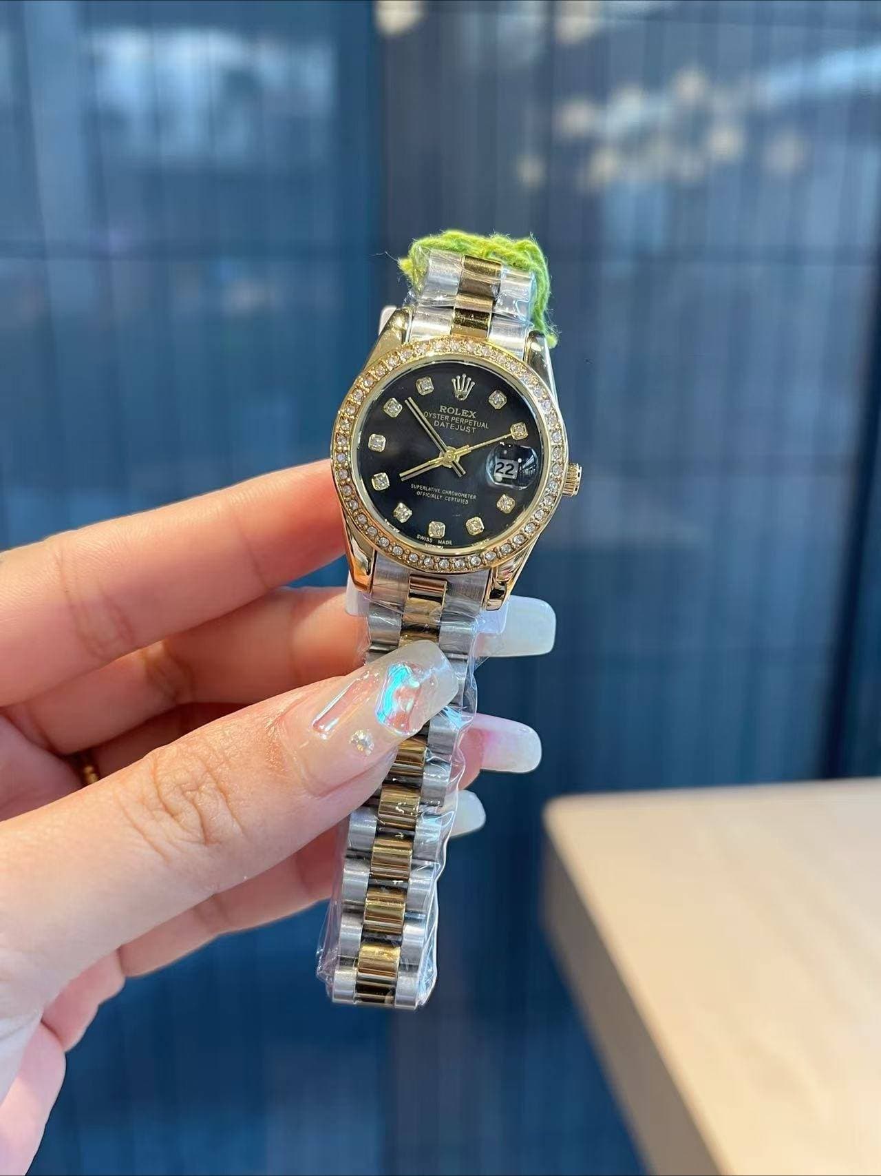 Montre femme édition limitée 28 mm, verre saphir AAA serti de diamants, bracelet en acier massif 316, mouvement à quartz, cadeau d'anniversaire.