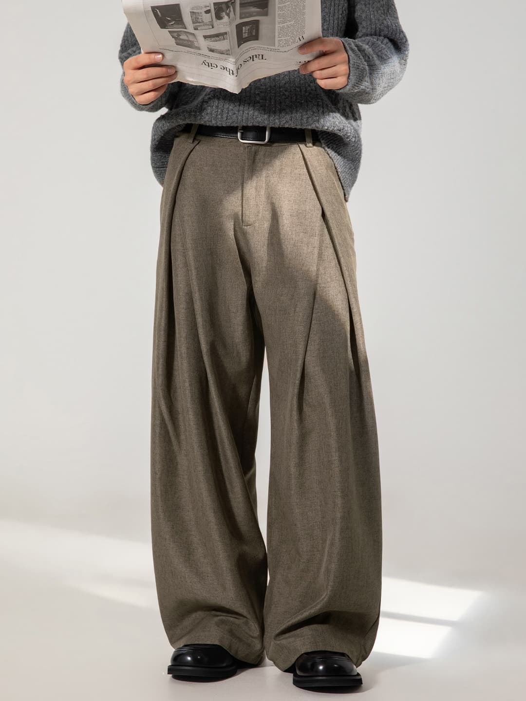 K Folded Design Texture Casual Pants For Men, Loose Hanging Straight Leg Trousers, Retro Silhouette Long Pants