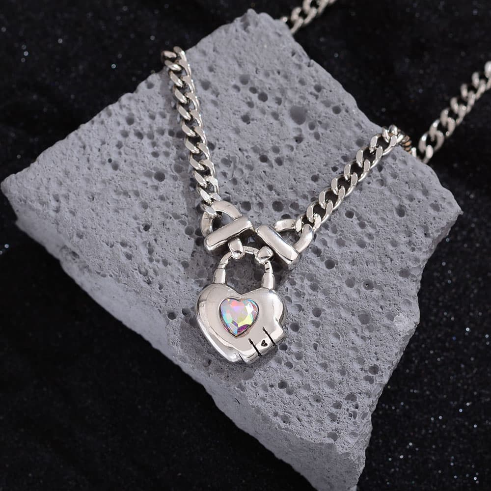 Wholesale Jewelry Elegant Modern Style Classic Style Heart Shape Lock Copper Pendant Necklace
