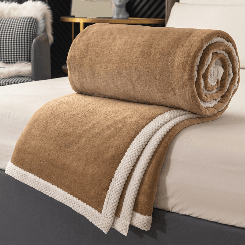 Unisex celebrity hot selling double sided thickened milk velvet blanket flannel blanket quilt winter sheet small blanket nap blanket