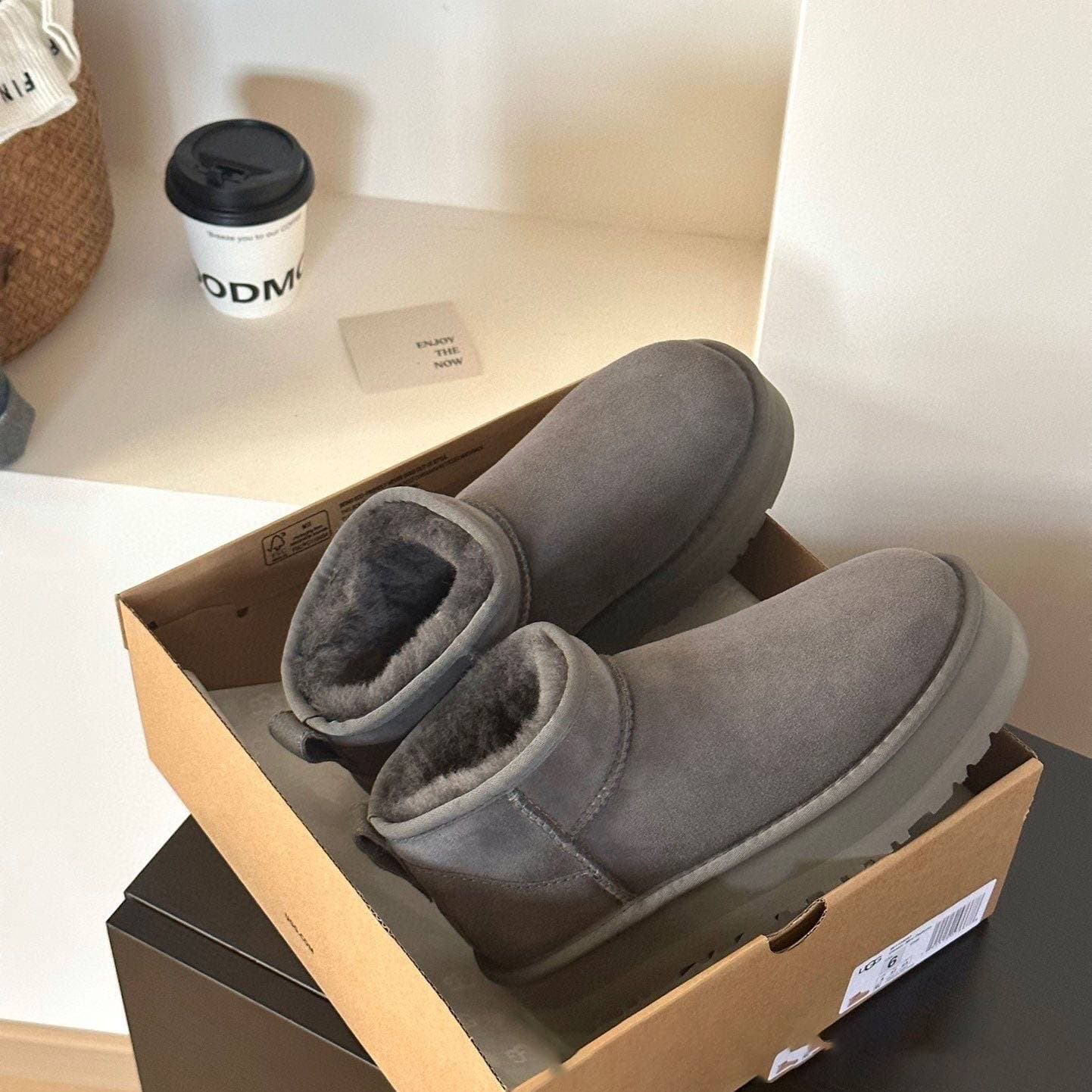 Chaussures pour femmes, bottes de neige, bottes courtes d'automne et d'hiver, bottes en coton à plateforme épaisse en velours