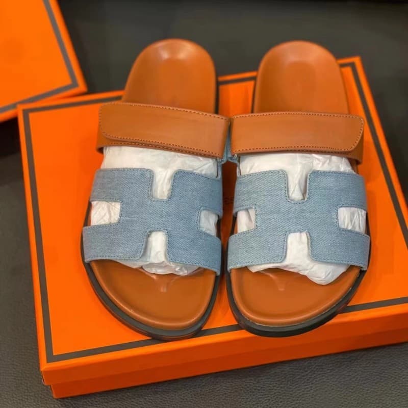 Chaussons d'extérieur pour femmes, style pur et original, semelles plates en cuir, velcro, pour la plage, 2025