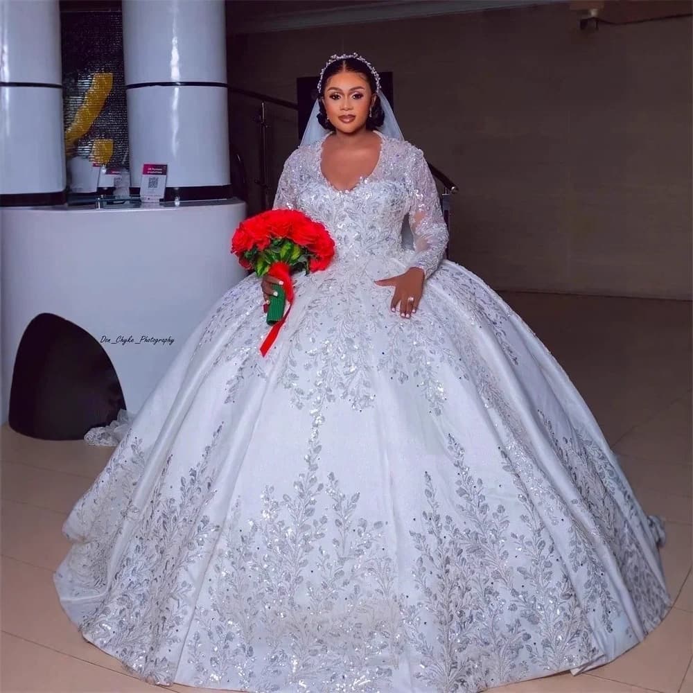 Women's Clothing Luxury Plus Size Wedding Dress Ball Gown V Neck Long Sleeved Lace Sequined Bridal Gown Beaded Lace Appliqué