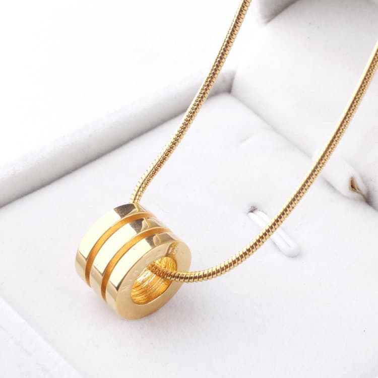 Simple temperament titanium steel men's pendant necklace does not fade trendy neutral women's clavicle advanced snake bone chain accessories
