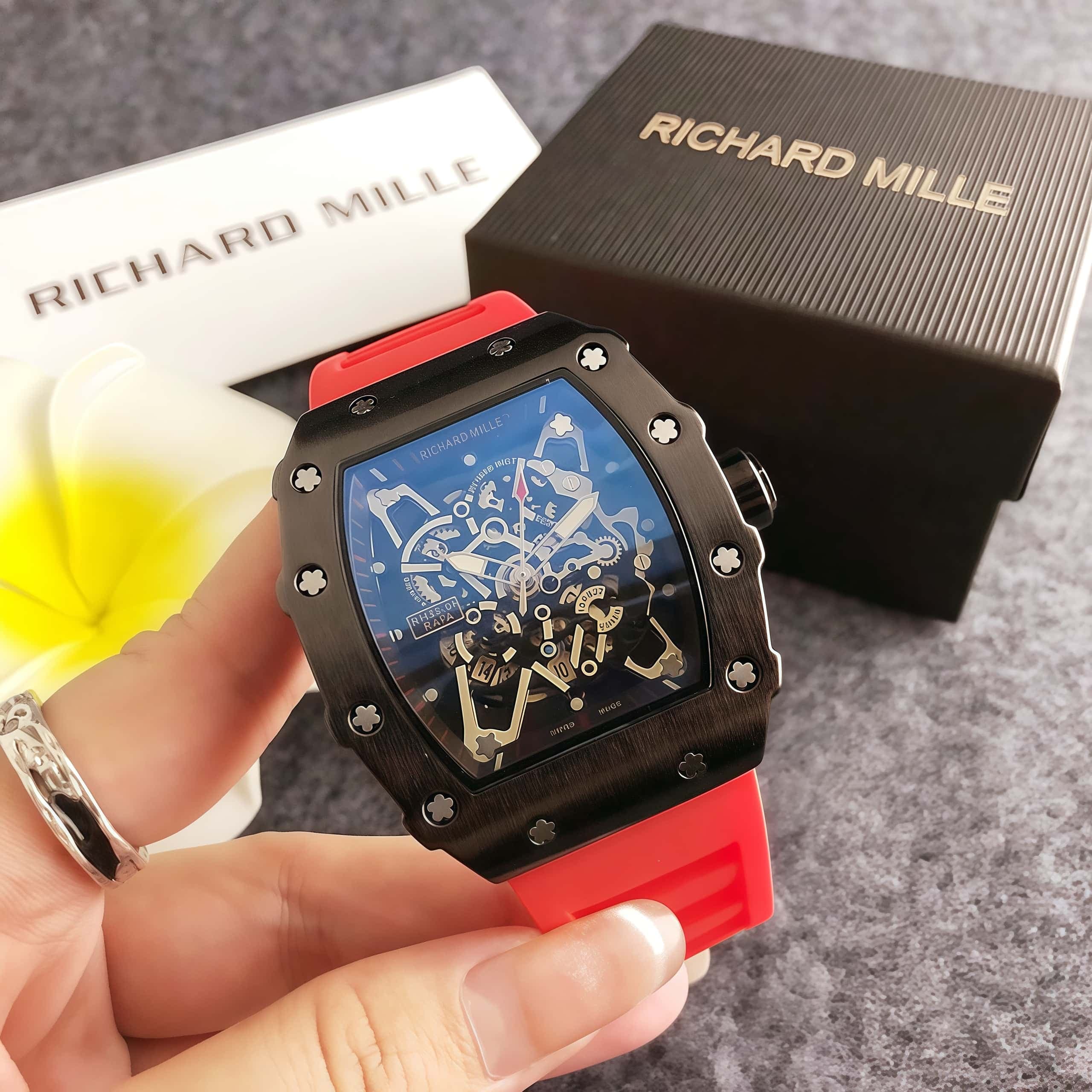 Montre tendance pour homme, modèle 2025, haut de gamme, en silicone, style décontracté, en forme de tonneau