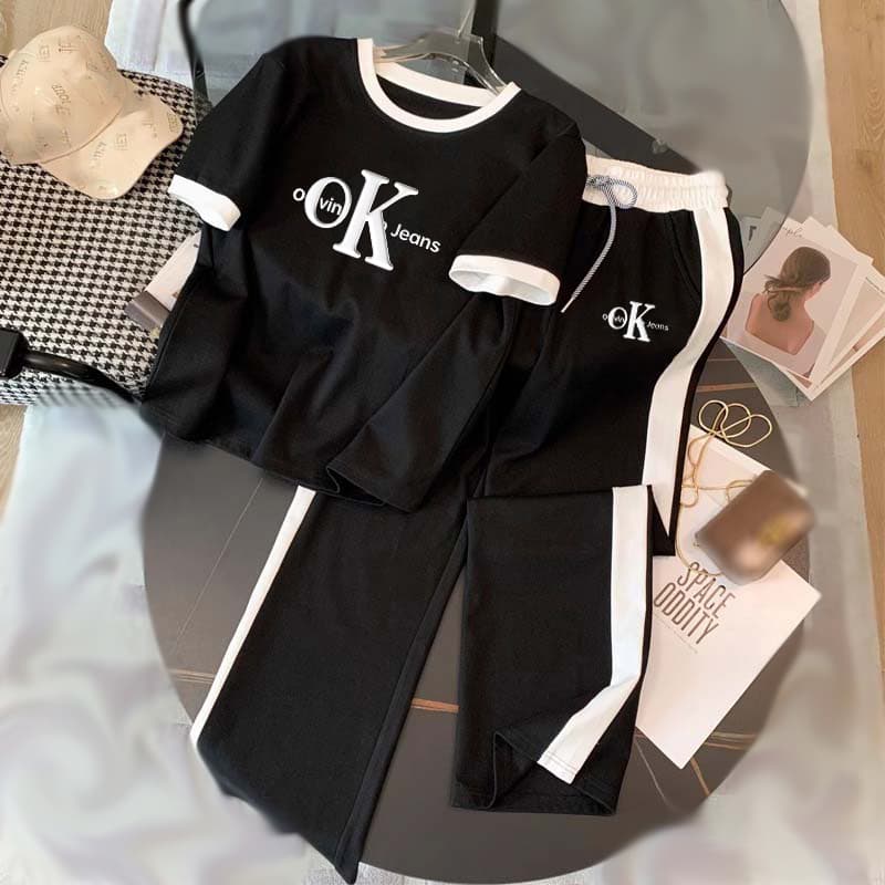 Women's Clothing Salty Sports Casual Fashion Autumn And Winter New Niche Design Heavy Work Delicate Pure Durable Two Piece Suit Sweater Women