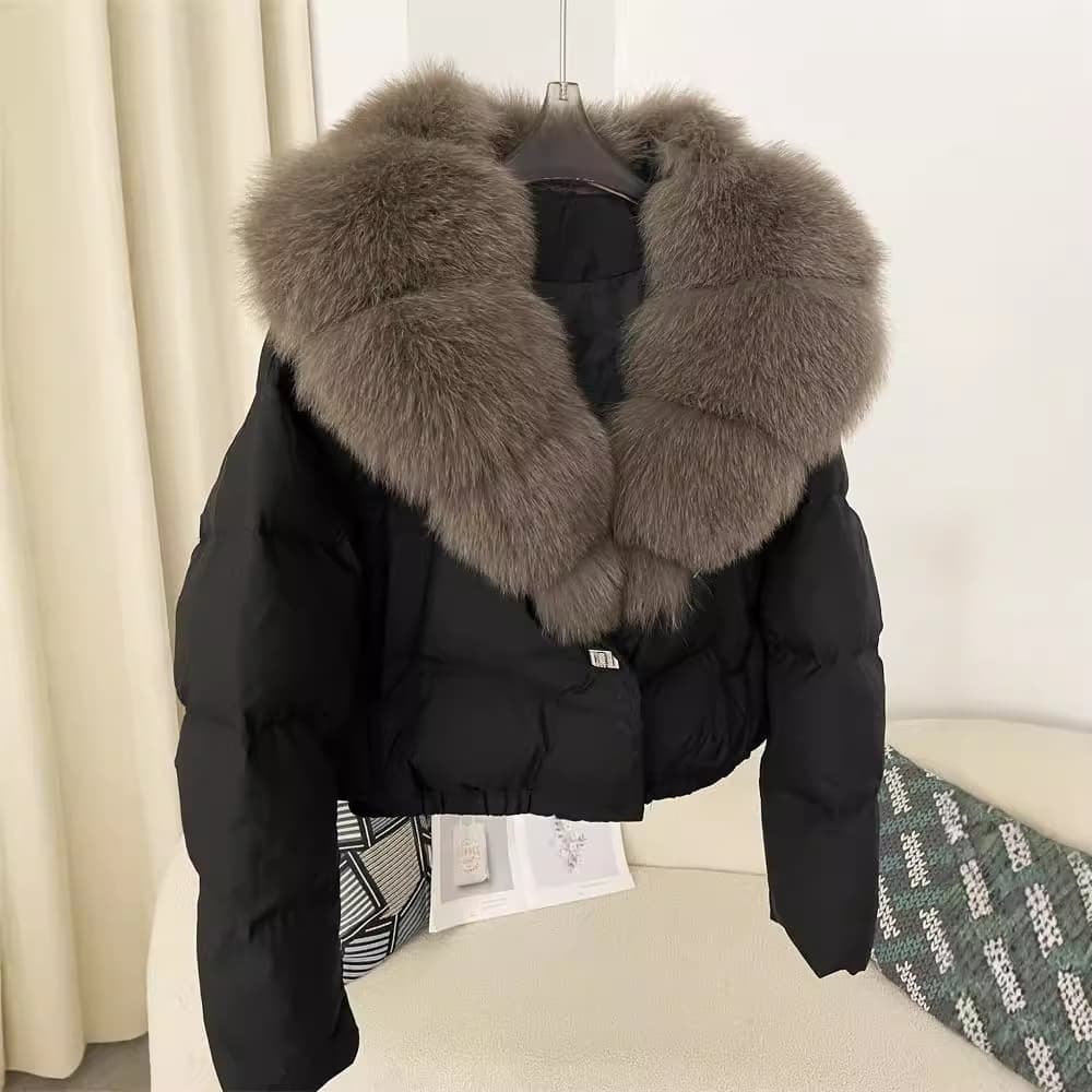 Stylish Short Puffer Jacket With Oversized Fox Fur Collar, 95% White Duck Down, Winter Coat For Women