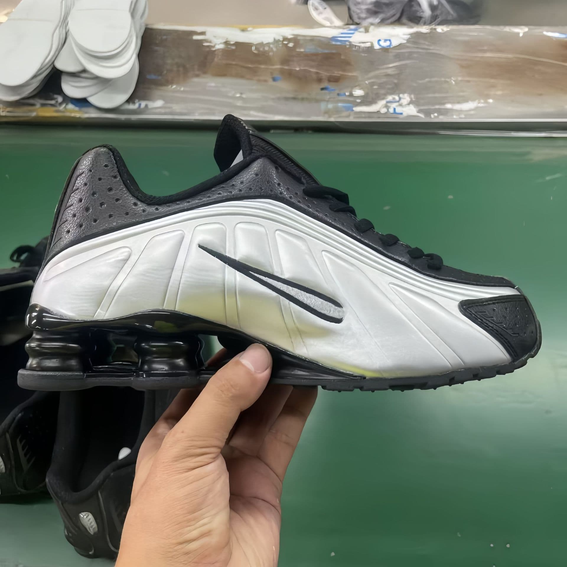 Chaussures de course unisexes SHOX R4 Neymar Collaboration, pointures 36 à 45, pour hommes et femmes, avec coussin d'air coloré.