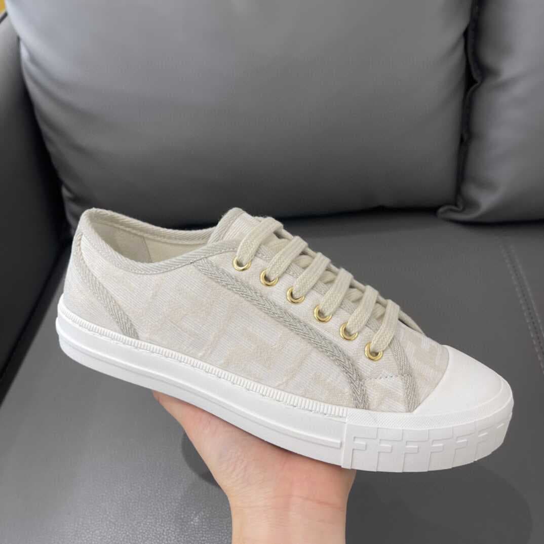 Baskets basses en toile décontractées de marque pour hommes, chaussures de planche tendance de style européen, haut de gamme
