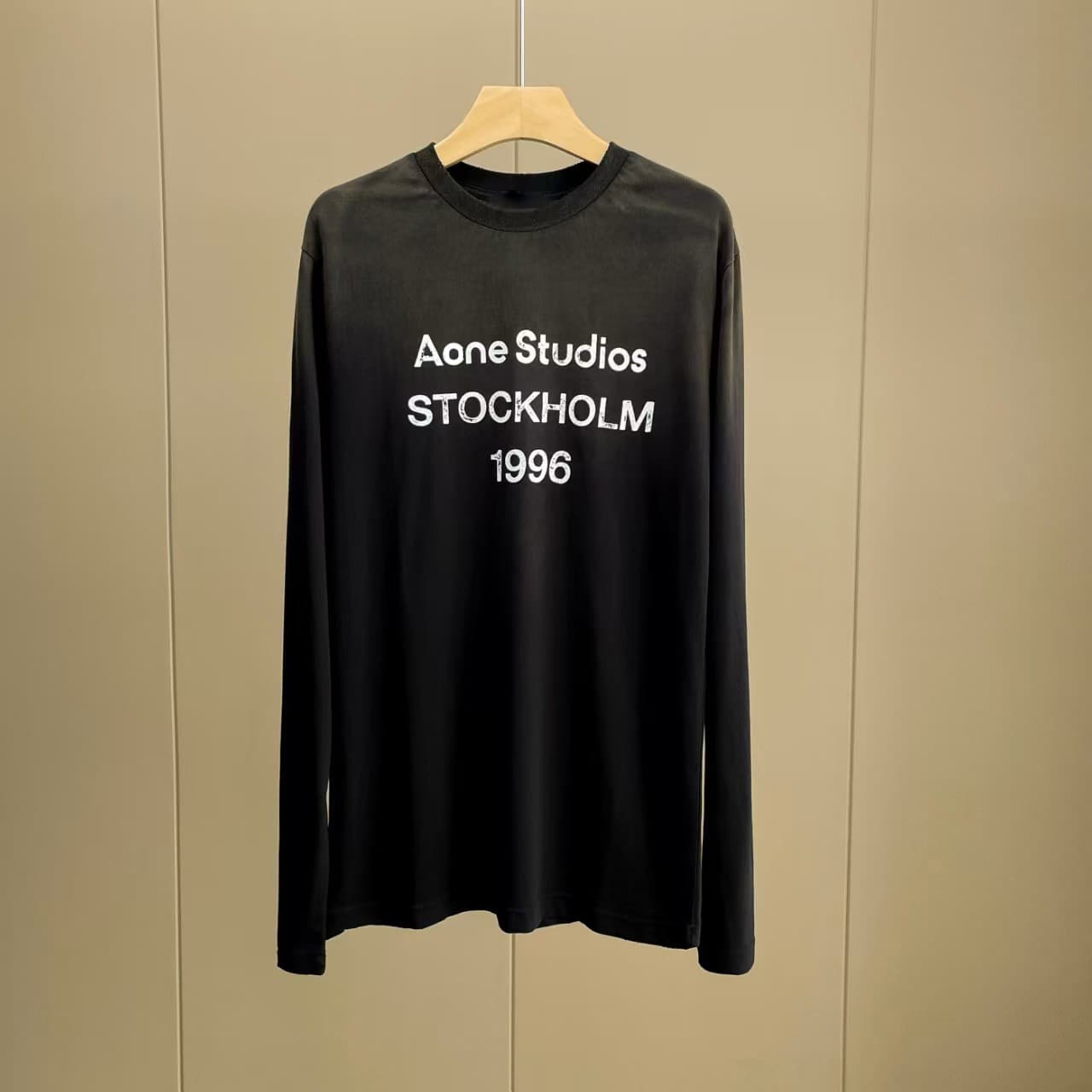 Version correcte du nouveau modèle 26, lettre avec impression du chiffre 1996, t-shirt ample à manches longues en coton-lin vieilli