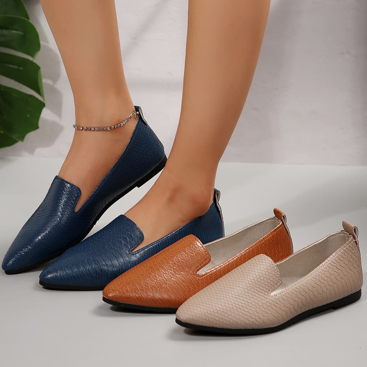 Women's Slip-On Snake Print Flat Shoes - Breathable PU Loafers With Soft Leather Lining, Comfortable Round Toe Casual Shoes For Women