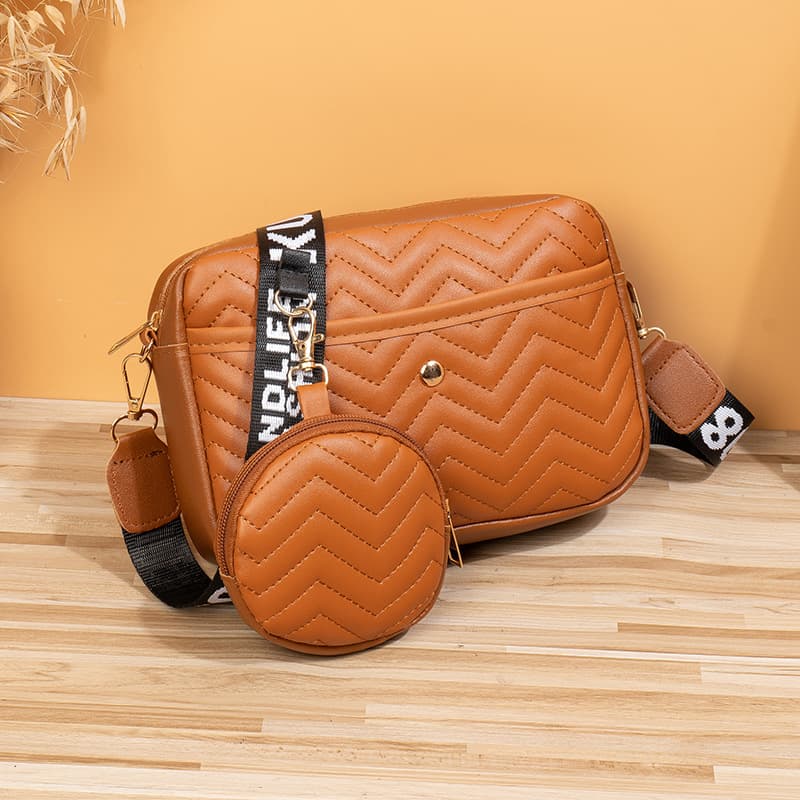 Women's bag one shoulder girls Korean version crossbody cosmetic bag v pattern fashion embroidery one shoulder crossbody bag mother and child