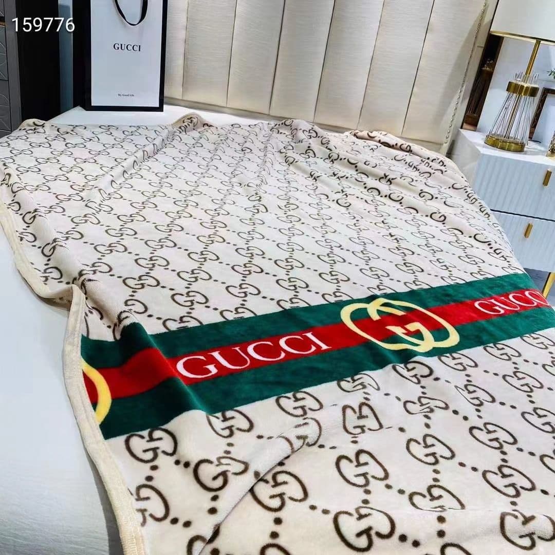 Nouvelle couverture fine haut de gamme de style occidental pour le salon, la chambre, la sieste, la voiture de luxe légère, le bureau, la sieste, l