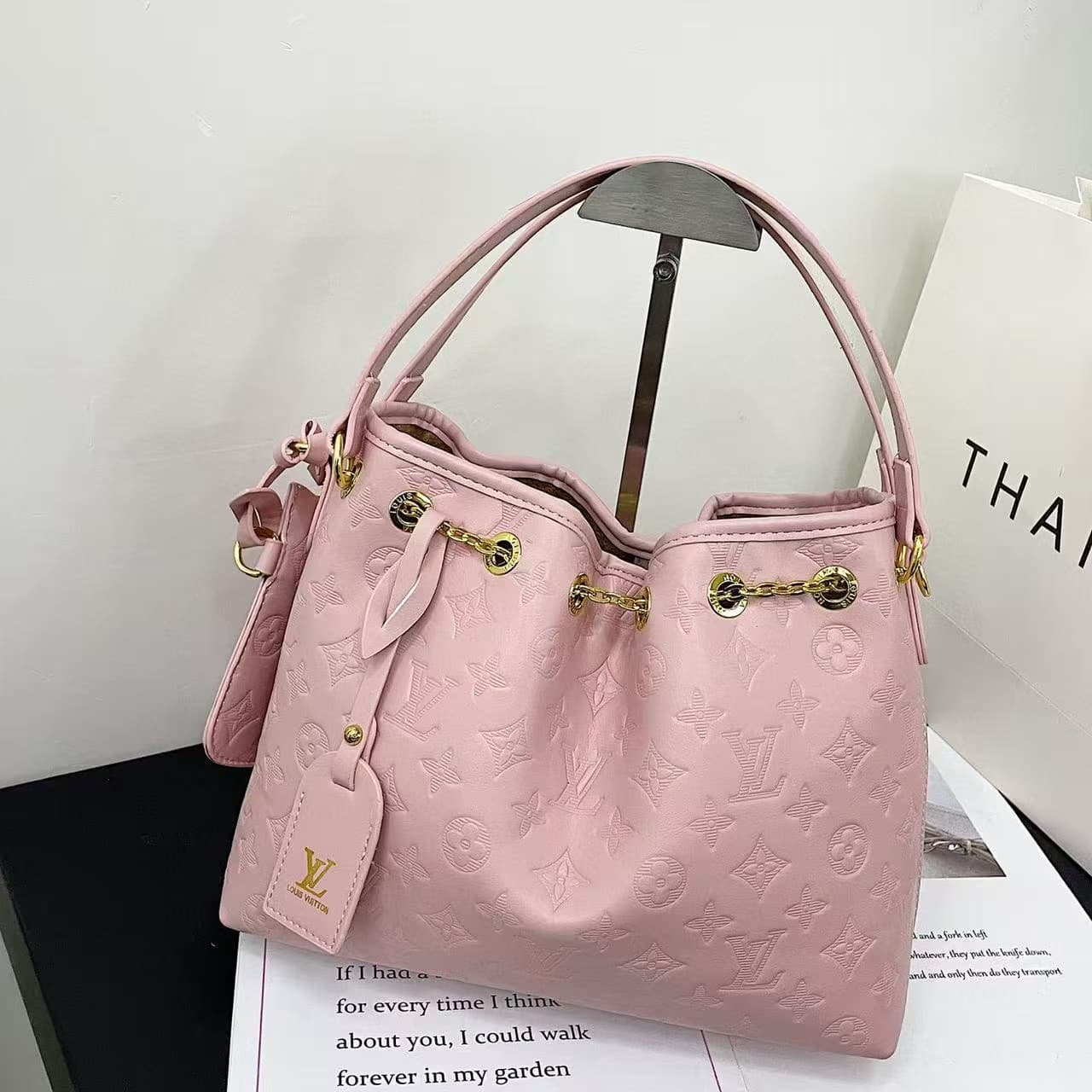 Sac bandoulière style 2026, simple et tendance, nouveau sac seau polyvalent, sac femme grande capacité, best-seller !