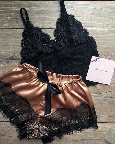 Vêtements pour femmes pyjamas pyjamas en dentelle sous-vêtements chemise de nuit