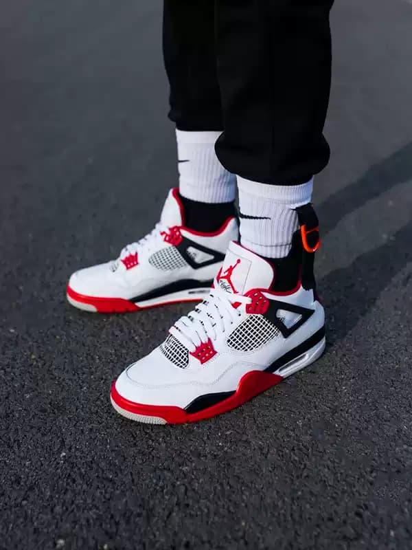 Nike Unisex Air Jordan 4 Retro Shoes White/Fire Red-black-tech Grey