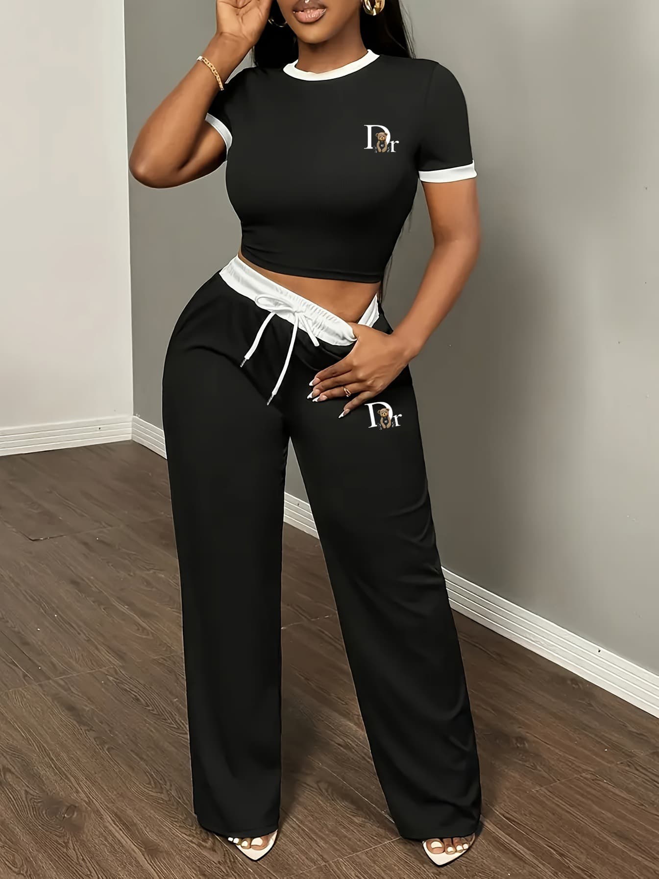 Women's Casual Sporty Two-Piece Set Short Sleeve Top Comfortable Pants Black White-112354