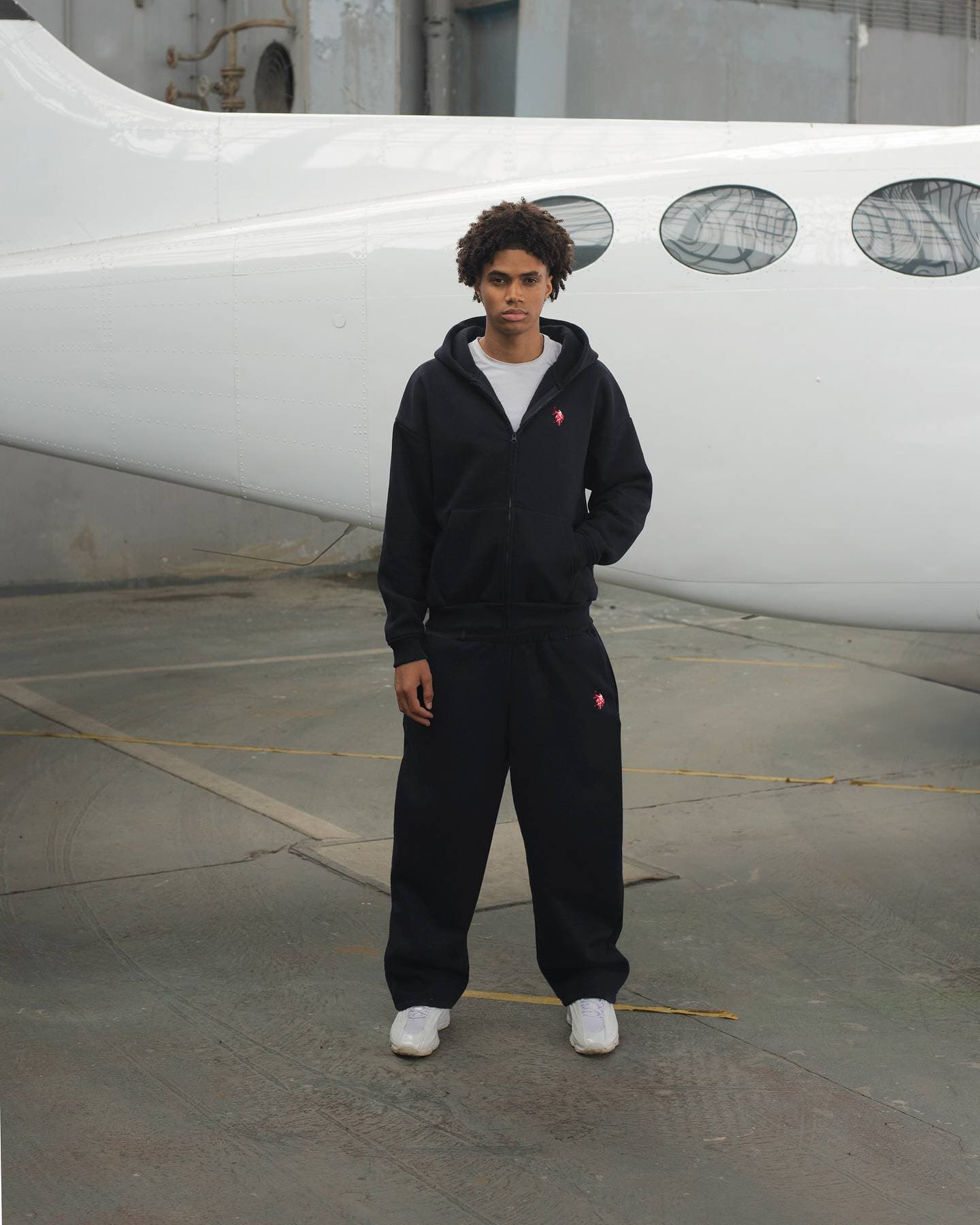 Retro Embroidered Hoodie And Sweatpants Set For Men - Streetwear Pullover With Zipper & Long Sleeves (Black/Grey)